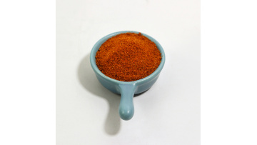 Dehydrated red sweet chili powder
