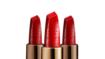 4. Carved lipstick video