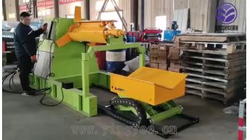 Hydraulic decoiler with car