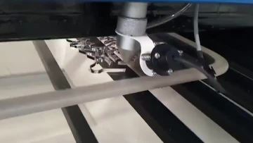 CO2 cutting engraving3