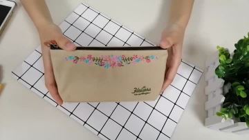 Small flower embroidery pencil bag