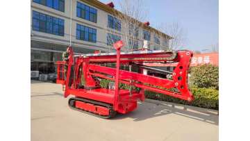 Tracked boom lift