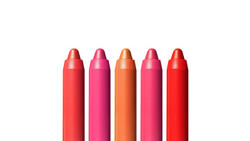 Crayon lipstick video