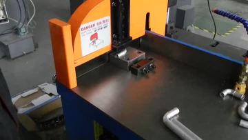 Semi automic aluminum cutting machine