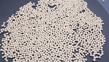 sphere 1.7-2.5 mm pellet 1.6mm zeolite 4a molecular sieve for gas drying 4a molecular sieve small packaging desiccant1