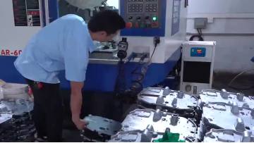 China factory customized machining aluminum 5 axis cnc milling machine1