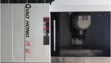 QIAOHONG T2000 drilling and tapping center