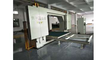 Revolving blade foam cutting machine with turntable