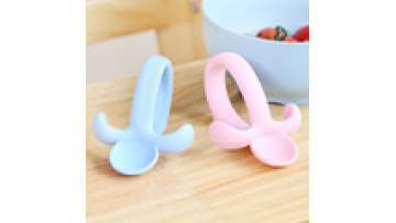 Hot Sales LFGB Approved Baby Spoon And Fork Set Silicone Kids Spoon1