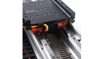 High performance magnetic-track-free linear motor