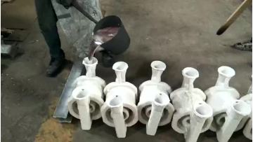 aluminum investment casting pouring