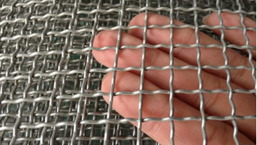 YQ Stainless Steel Wire Mesh for Interior Pre-Crimped Woven Mesh1