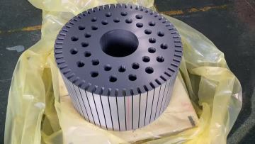 High pressure rotor laminate with vent hole