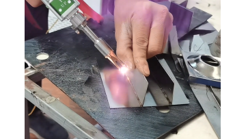 laser welding vertically 1