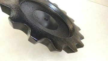 A105392 Cast closing spiked wheel