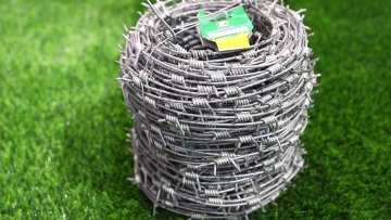 Farm use barbed wire for South Africa Security fence hot dipped galvanized barbed wire 250m/roll1