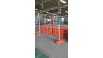 galvanized welded temporary fence crowd control barrier gate fence1