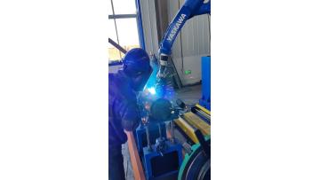 welding manipulator