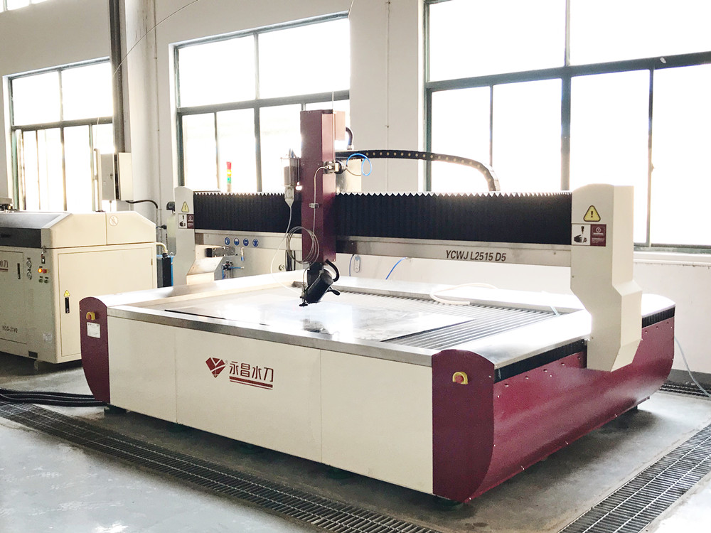 Dynamic 5 axis water jet cutting machine