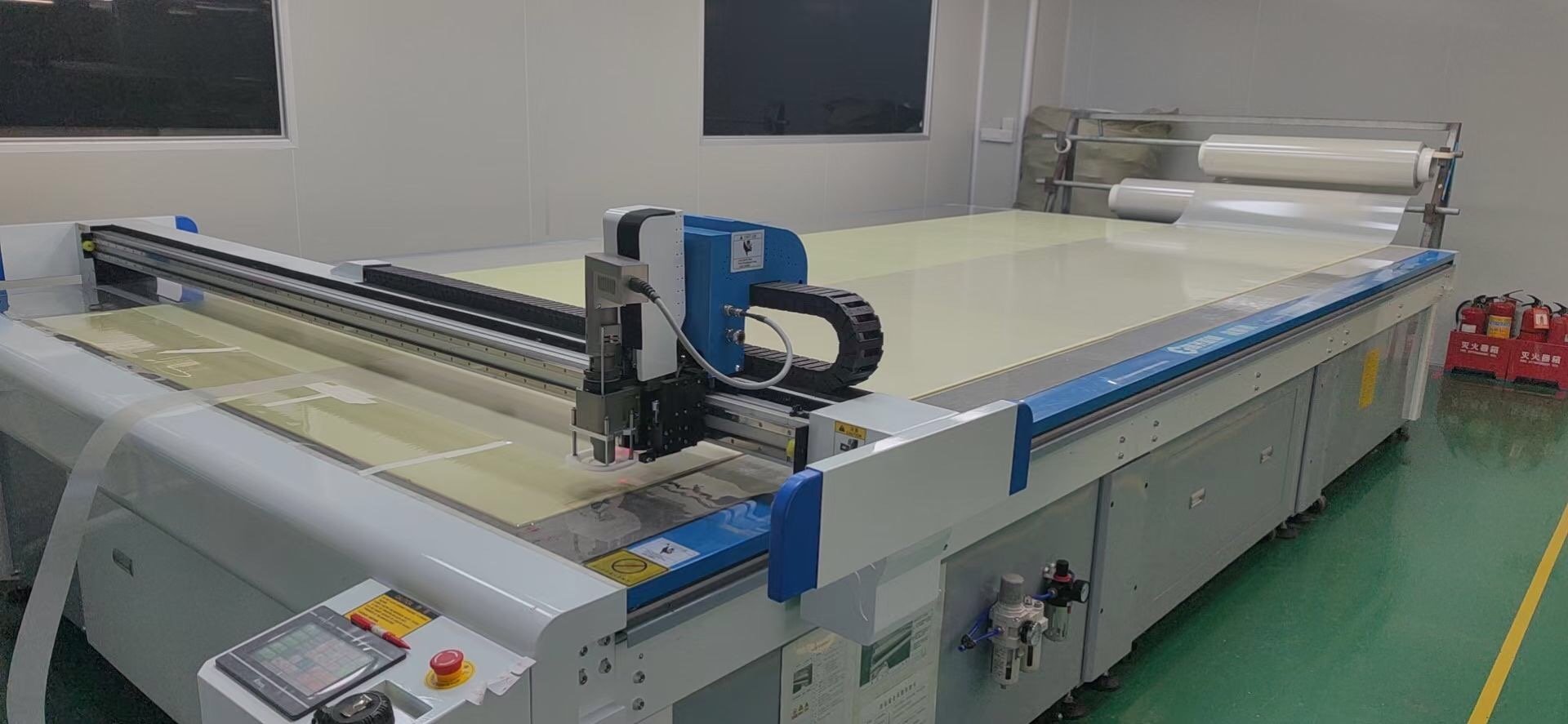Smart Film Cutter In Italy