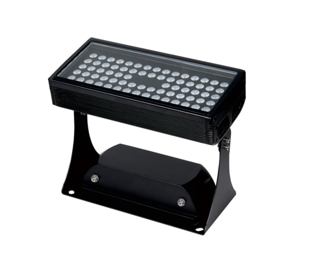 LED flood light with low power consumption