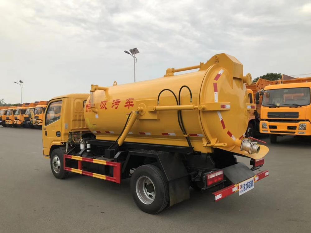 Dongfeng 4cbm Sewage Suction Truck 7 Jpg