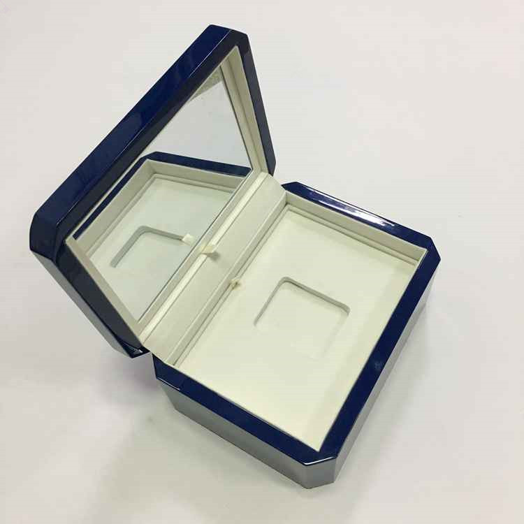 Gift Box For Contact Lens