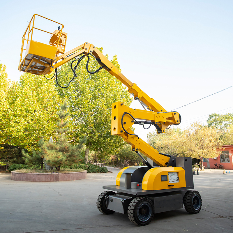 Articulating Self Propelled Boom Lift815