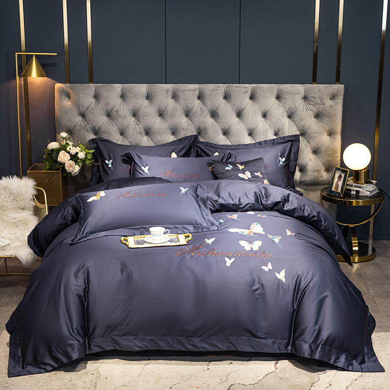 Embroidery Bedding Set 3