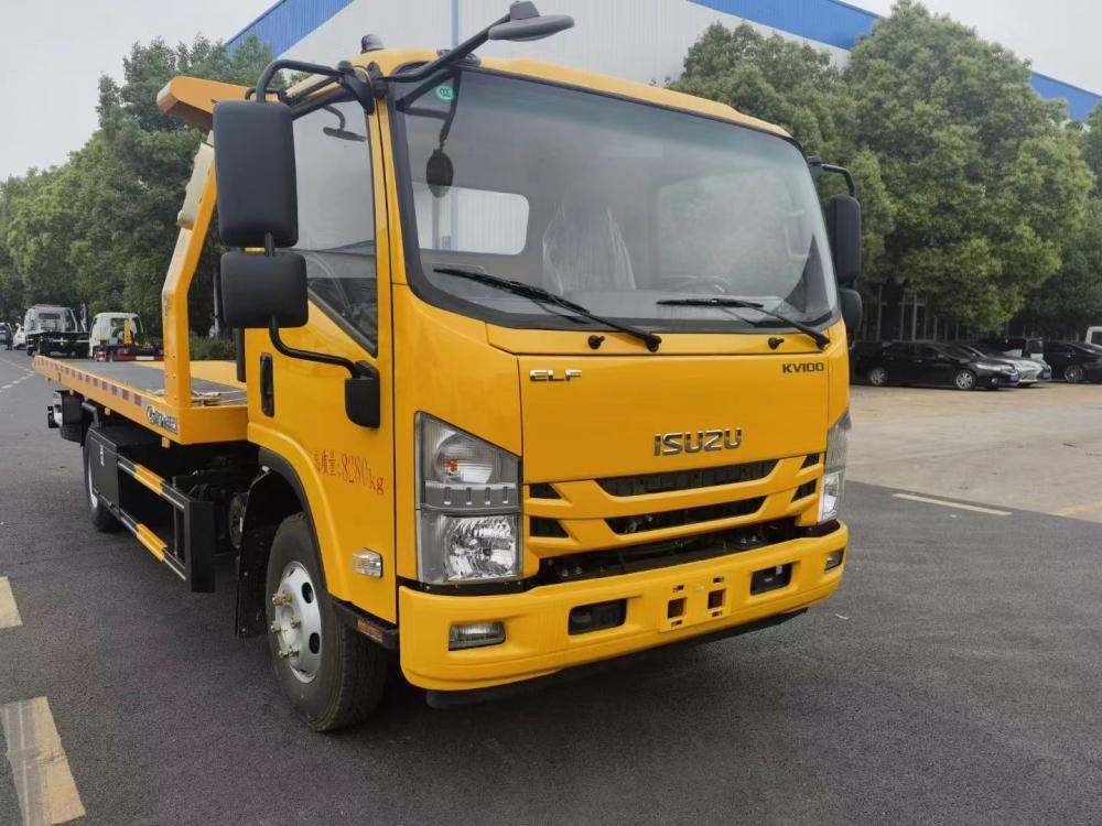 Isuzu 700p 4 Tons Wrecker Truck 1